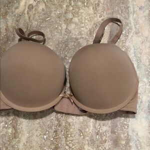 Affinitas Smooth T-Shirt Bra in Light Brown